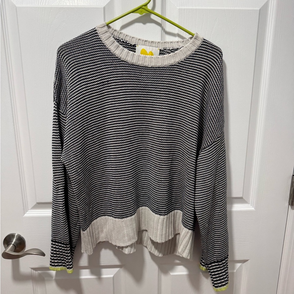 Chic Striped Black and Cream Crew Neck Sweater